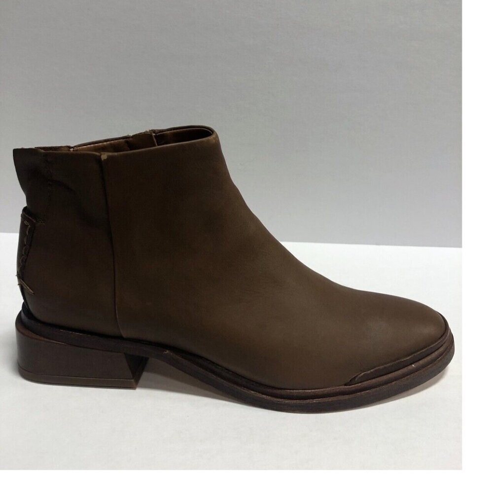 Franco Sarto Women’s Nemi Brown Zip Ankle Boot Size 7.5 M